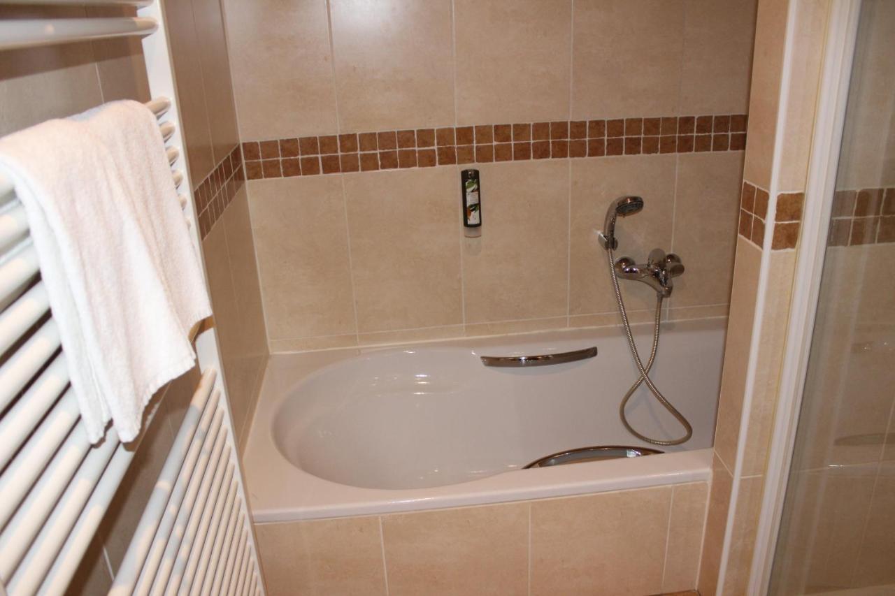 Hotel De Notelaer Bornem Ngoại thất bức ảnh